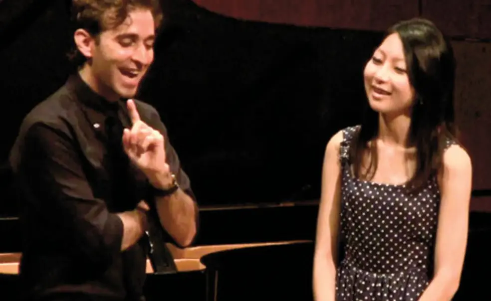A master class in opera: Tips from Costanzo ’04 A master class in opera: Tips from Costanzo ’04