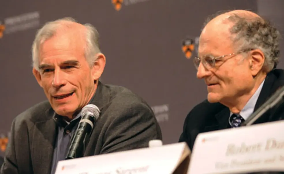 Longtime friends, colleagues share the Nobel for economics Longtime friends, colleagues share the Nobel for economics
