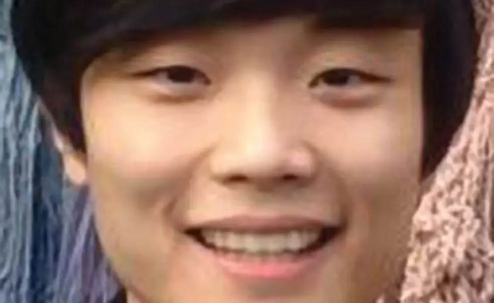 Students endorse referendum for oversight of endowment Students endorse referendum for oversight of endowment