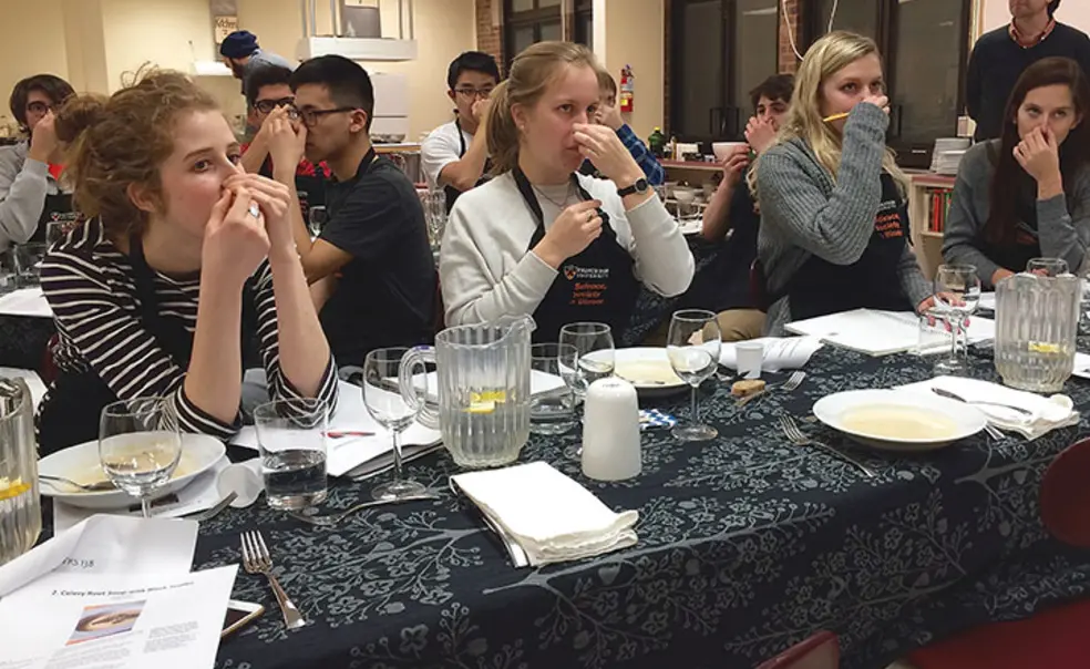 Recipe for a Freshman Seminar: A Chef, a Professor, and a Kitchen Recipe for a Freshman Seminar: A Chef, a Professor, and a Kitchen