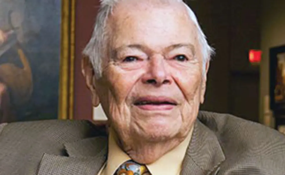 In Memoriam: Gillett Griffin In Memoriam: Gillett Griffin