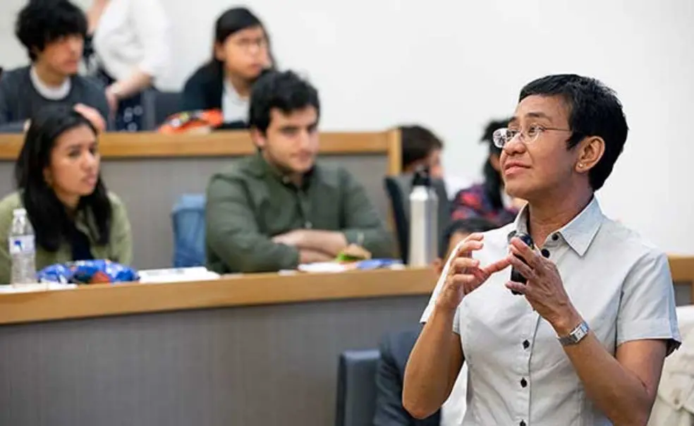 Defending Journalists’ Truth-Telling Role Defending Journalists’ Truth-Telling Role