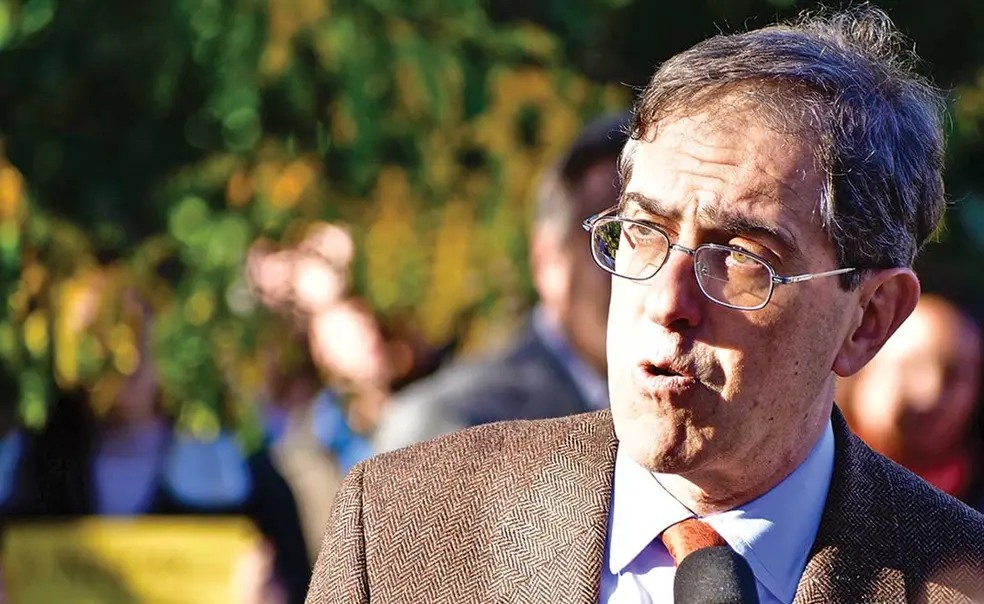 Faculty, Students Issue Calls to Fight Racism and Preserve Free Expression Faculty, Students Issue Calls to Fight Racism and Preserve Free Expression