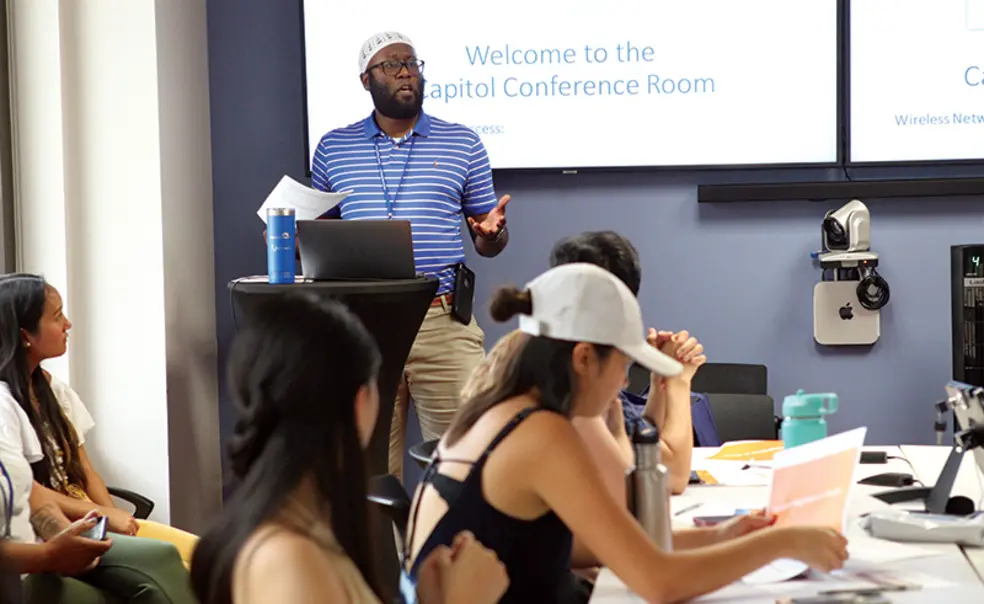 At Pace Center, Service-Learning Trips Add New Paths to Nonprofits