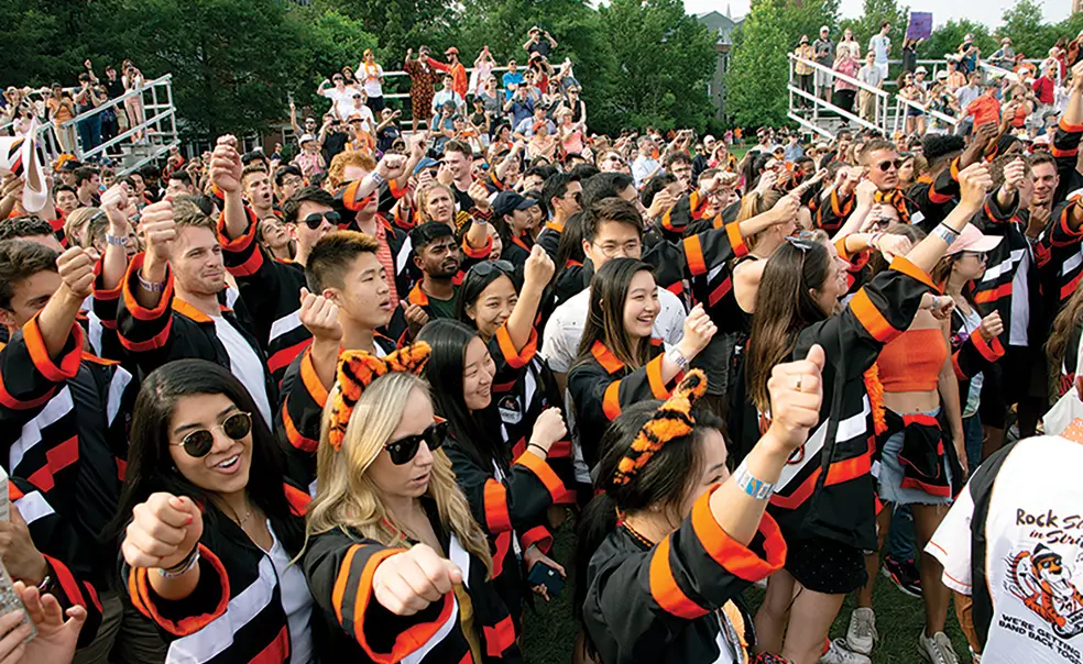 OTC_Reunions 2019 Old Nassau Wave R-19-0172-ES.jpg The “Old Nassau” wave