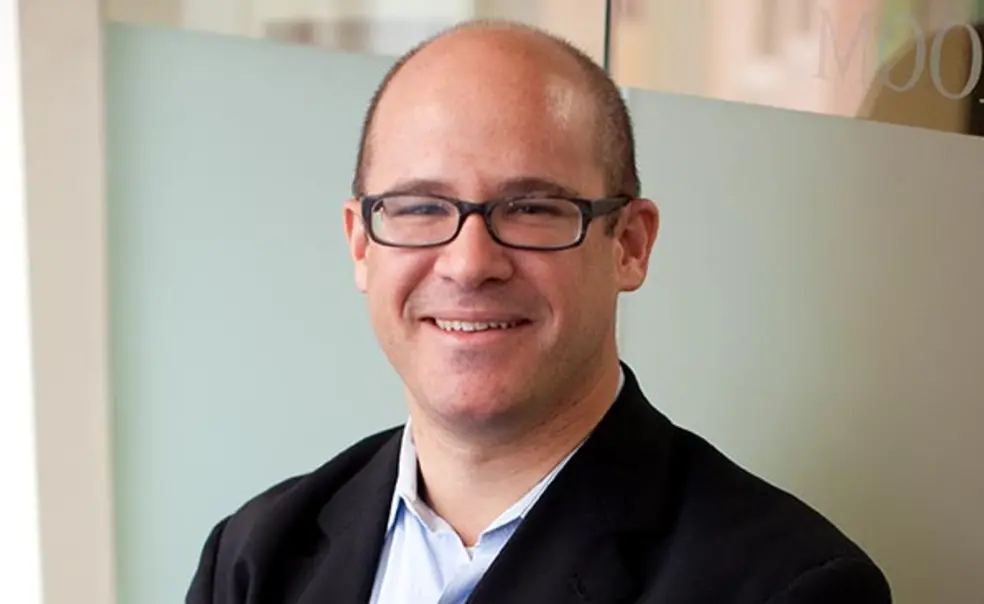 Orin Kerr ’93 Works at the Leading Edge of Computer Crime Law Orin Kerr ’93 Works at the Leading Edge of Computer Crime Law