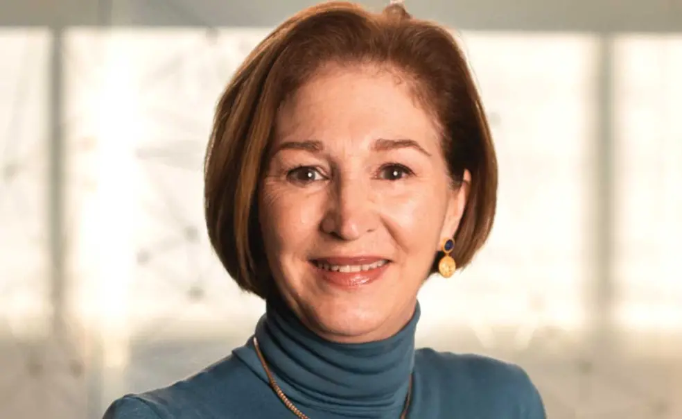 Anne-Marie Slaughter ’80 Writes About Renewal in All Its Forms Anne-Marie Slaughter ’80 Writes About Renewal in All Its Forms