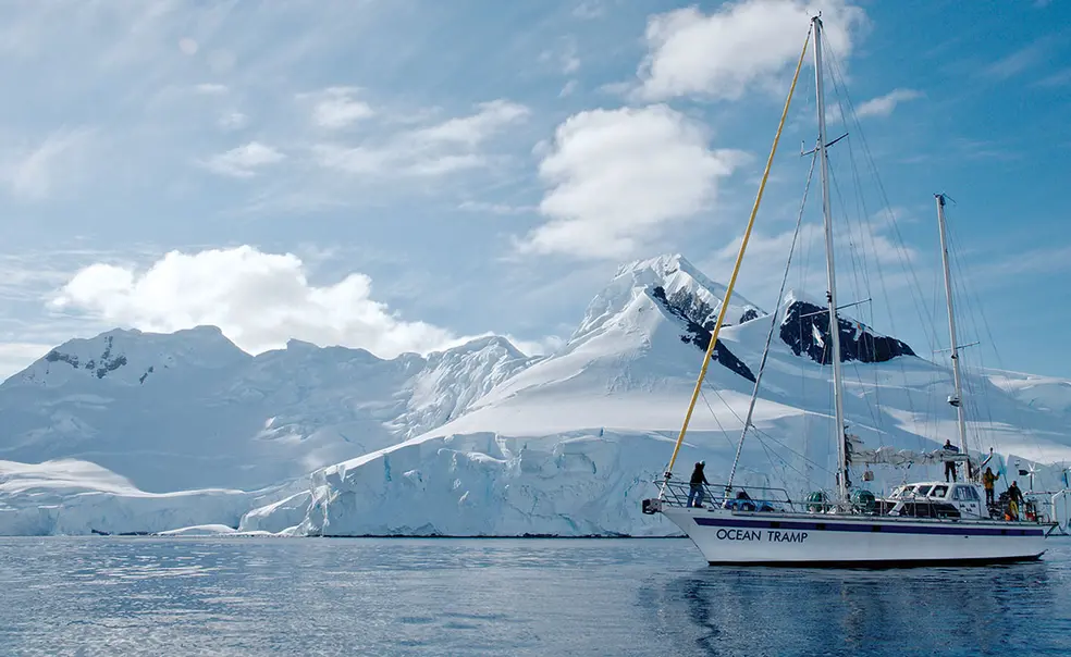 Laura K.O. Smith ’05: Sailing to the End of the World and Back Laura K.O. Smith ’05: Sailing to the End of the World and Back