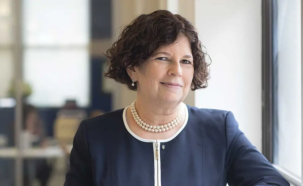 Amy L. Friedman ’79: Helping to Deliver the Gift of A Lifetime Amy L. Friedman ’79: Helping to Deliver the Gift of A Lifetime