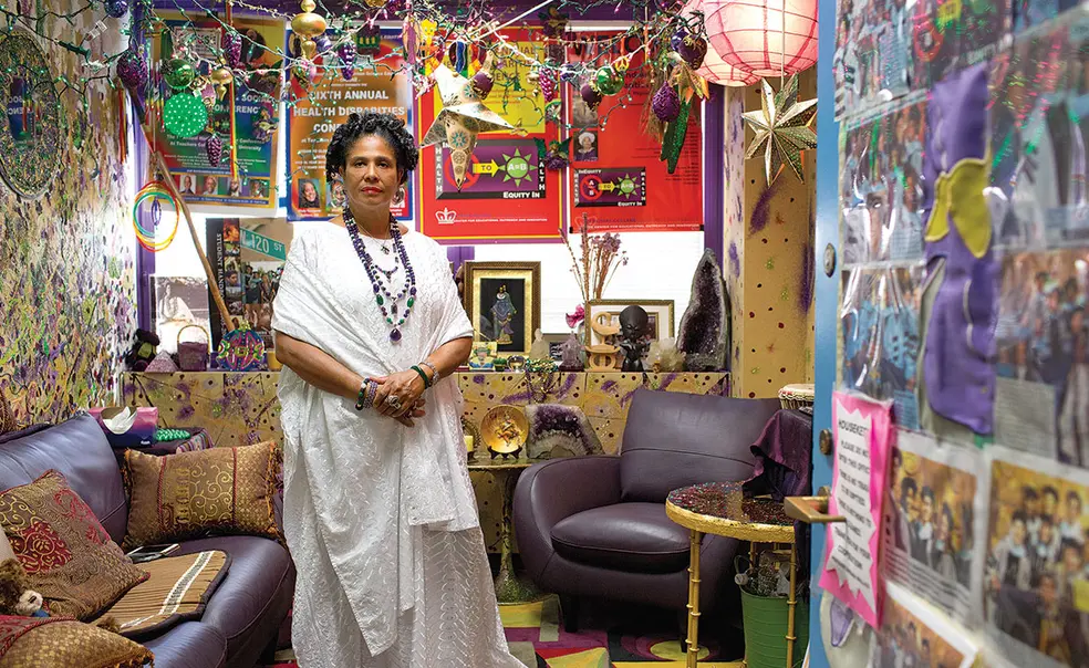 Barbara Wallace ’80: Reaching Understanding Barbara Wallace ’80: Reaching Understanding