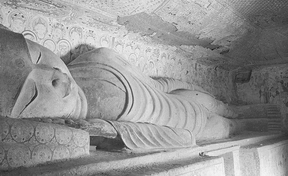 Gallery: Nine Volumes Document China’s Dunhuang Caves