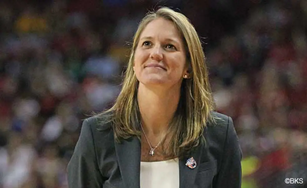 Women’s Basketball: Moving On Women’s Basketball: Moving On