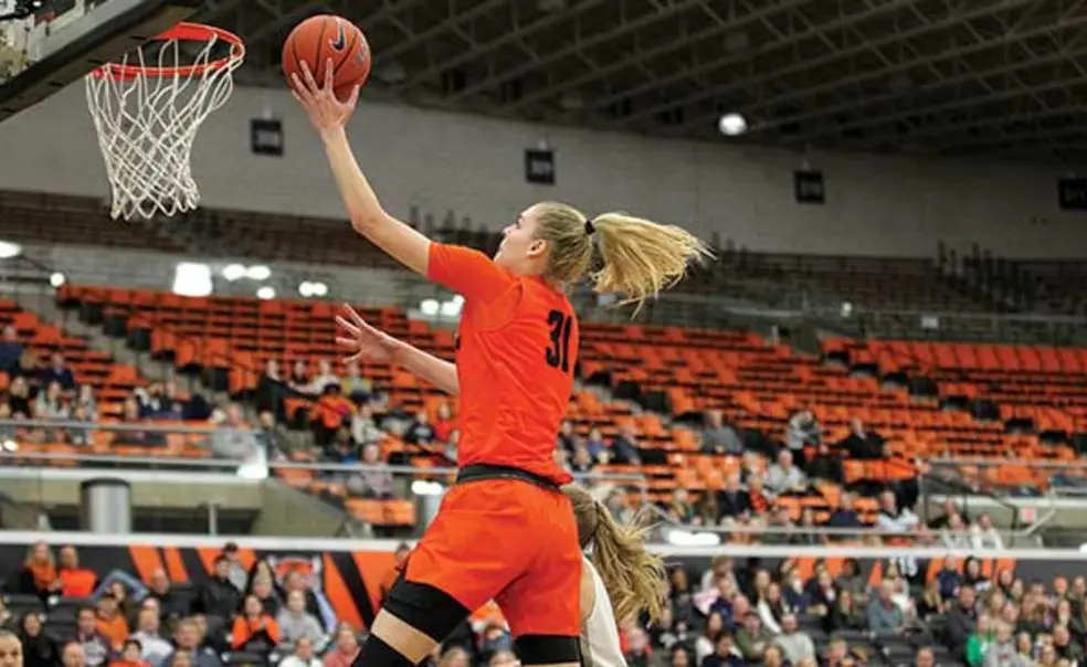 Women’s Basketball: Alarie ’20 Sets Scoring Record to Cap a Remarkable Season