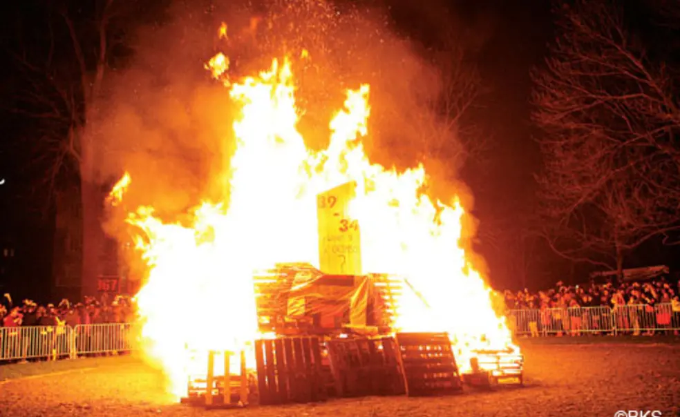 SP_bonfire329.jpg