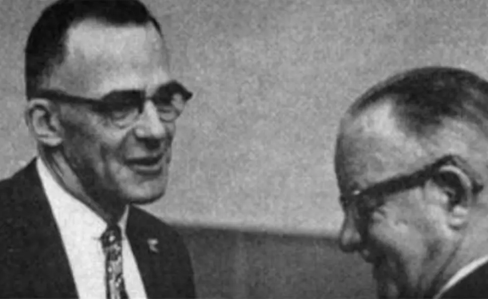 Lyman Spitzer Jr. *38: The University in International Science