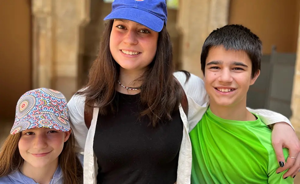 Parents of Sophia Jones ’27 Mourn ‘Glorious’ and ‘Bright’ Daughter Parents of Sophia Jones ’27 Mourn ‘Glorious’ and ‘Bright’ Daughter