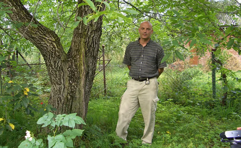 In Documentary, Daniel Mendelsohn *94 Dispels Holocaust Myths In Documentary, Daniel Mendelsohn *94 Dispels Holocaust Myths