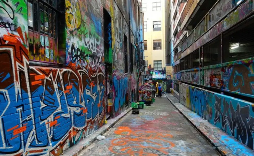 Zhang ’16 Explores Street Art for Summer Dale Project Zhang ’16 Explores Street Art for Summer Dale Project