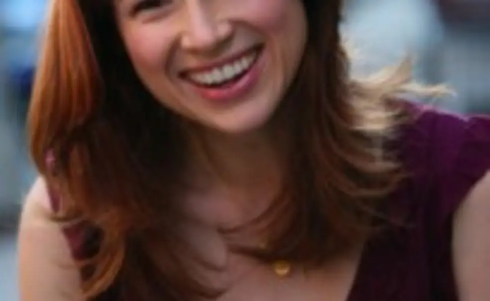 Ellie Kemper â02 (Josephine Sittenfeld â02)
