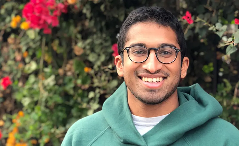 Giri Nathan ’13 Is Covering Sports From Outside the Box Giri Nathan ’13 Is Covering Sports From Outside the Box