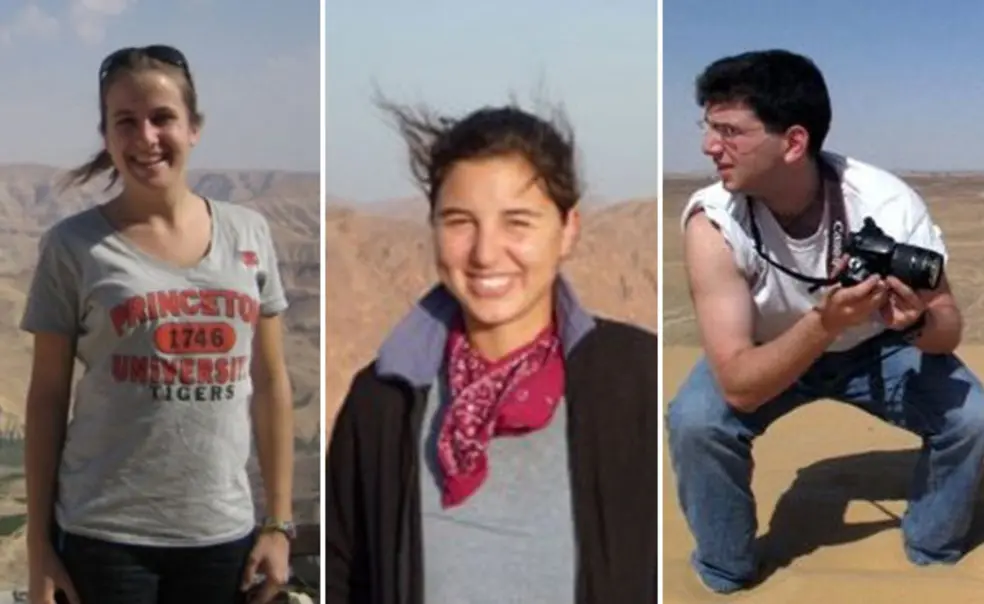 Alumni Foster Fellowships for College Grads to Live, Work in the Middle East and North Africa