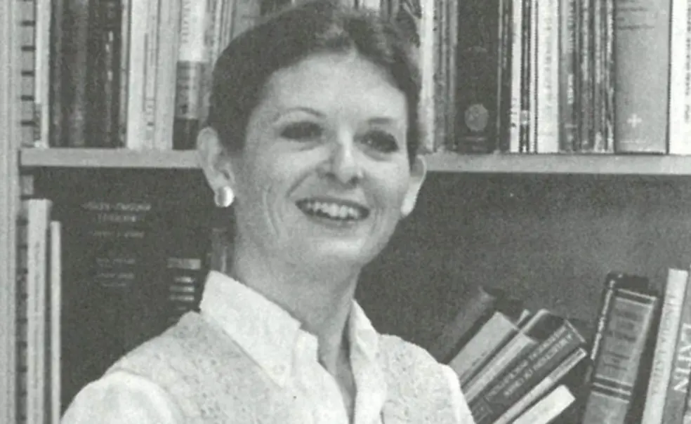 ’73 Coed Returned as First Alumna Professor  ’73 Coed Returned as First Alumna Professor