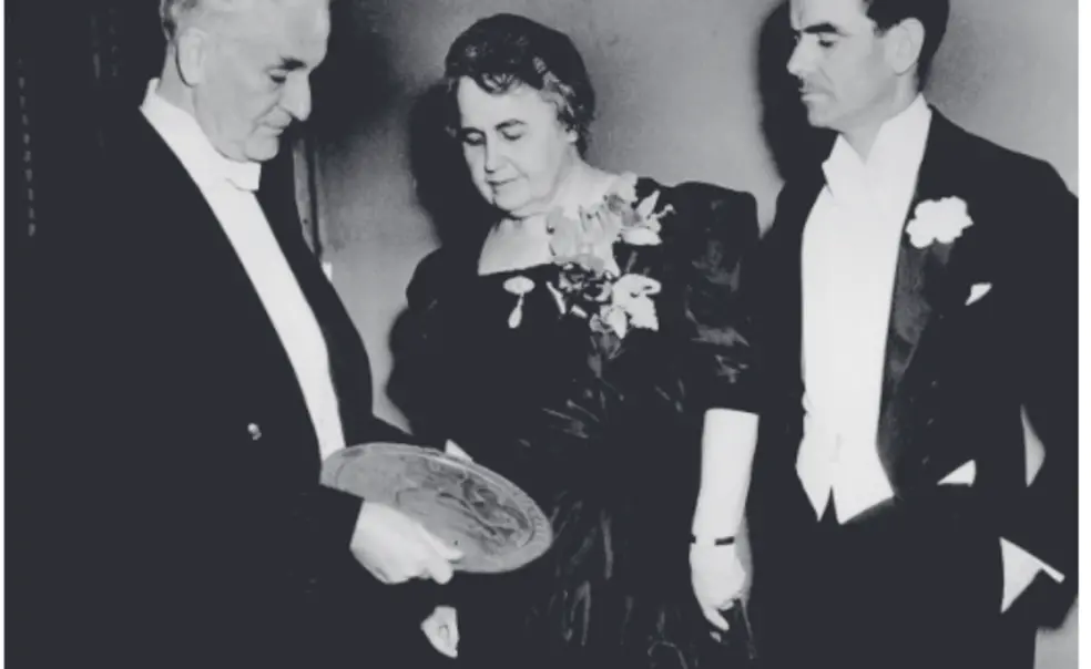 Rally ’Round the Cannon: Foreign Affairs Rally ’Round the Cannon: Foreign Affairs