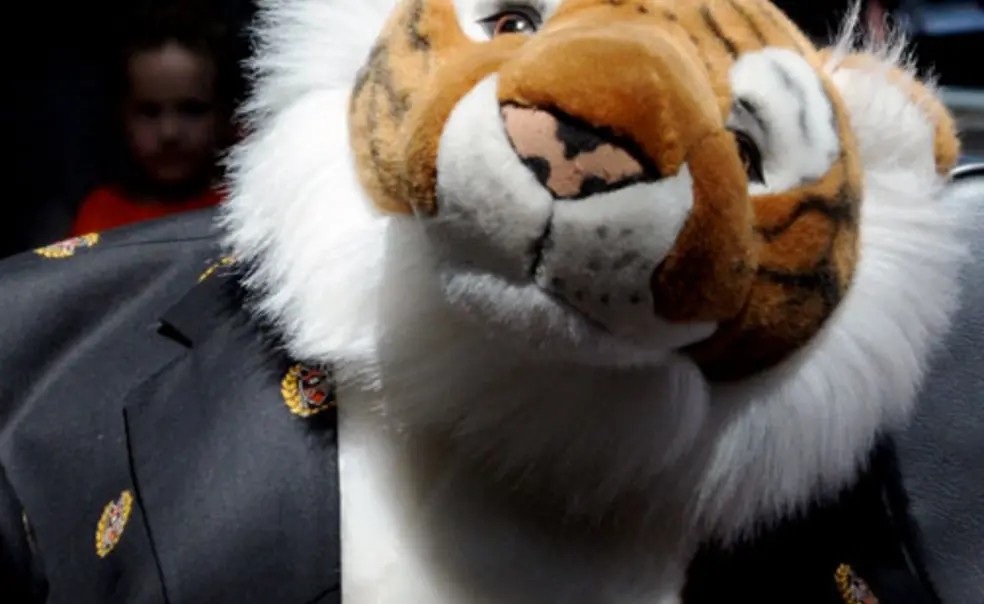 Submit your Reunions 2012 photos and videos