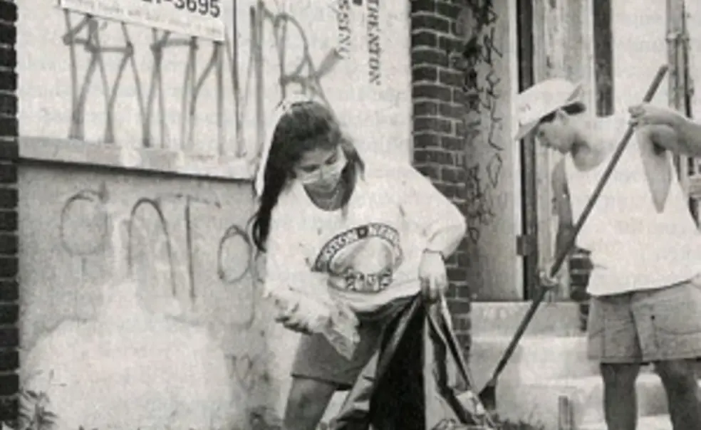 (PAW Archives, Oct. 14, 1992)