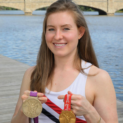 Caroline Lind ’06