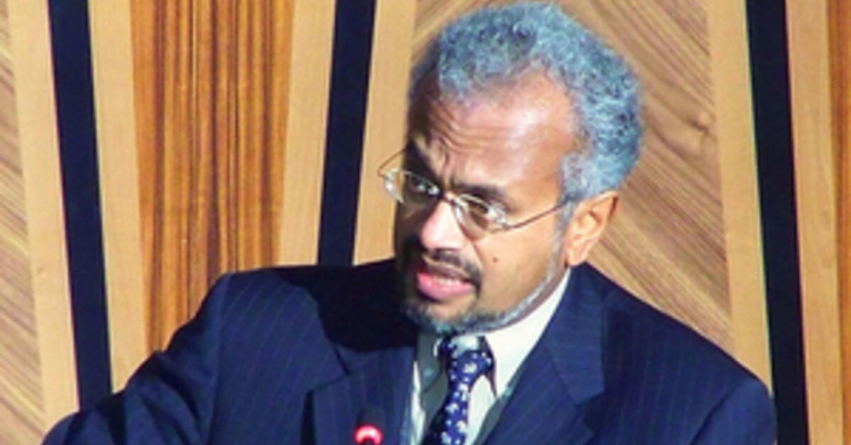 Devarajan '75 encourages students to serve and engage | Princeton ...