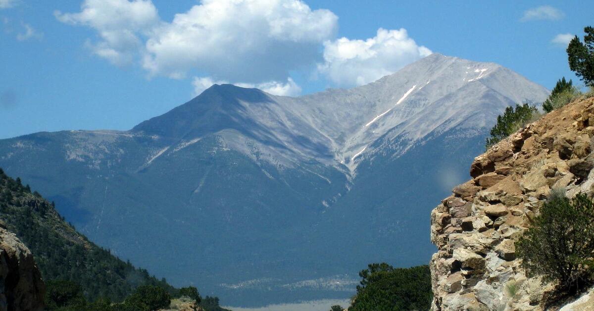 Climbing Mount Princeton | Princeton Alumni Weekly