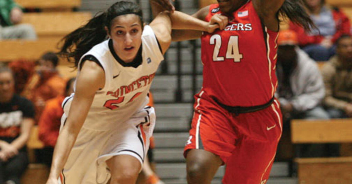 Extra Point | Princeton Alumni Weekly