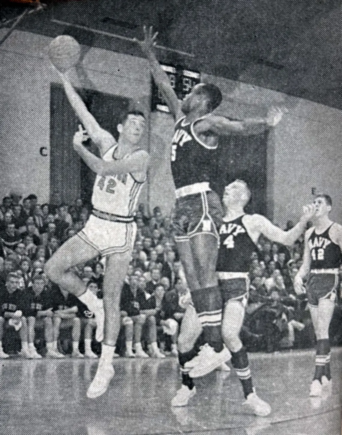 020163-bradley-hook-shot.jpg Bill Bradley ’65