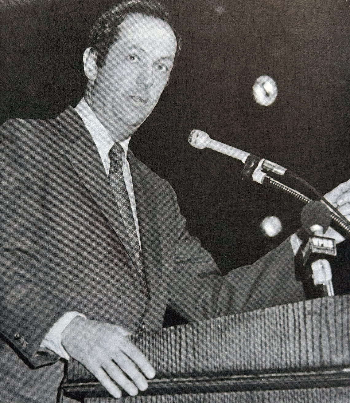 Bill Bradley ’65 in Alexander Hall