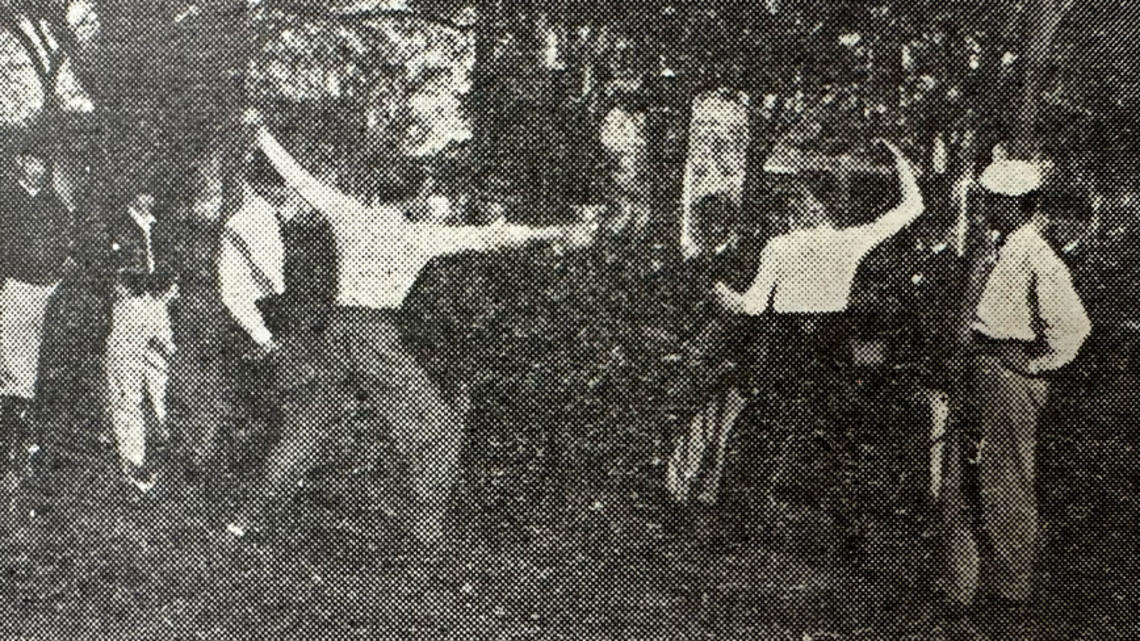 recollections1.jpg Fencing in War Time