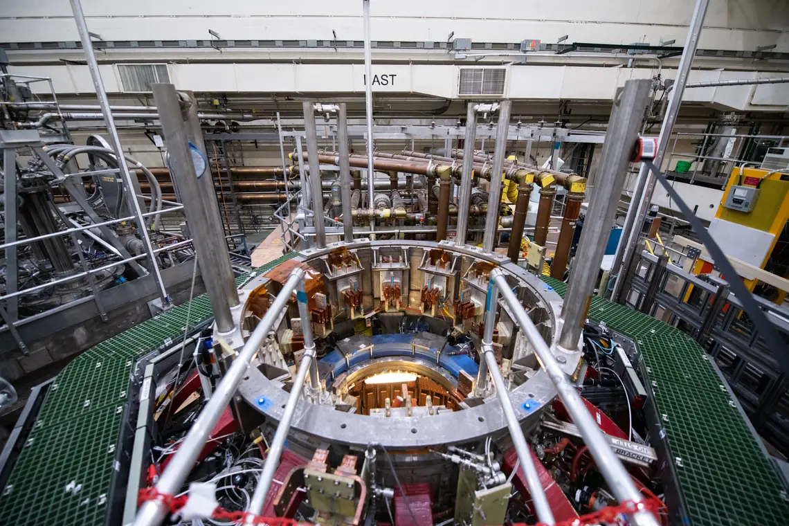 navidbaraty-pppl-70.jpg A view from above the magnetic bottle that holds hot fusion fuel at the Prnceton Plasma Physics Laboratory.