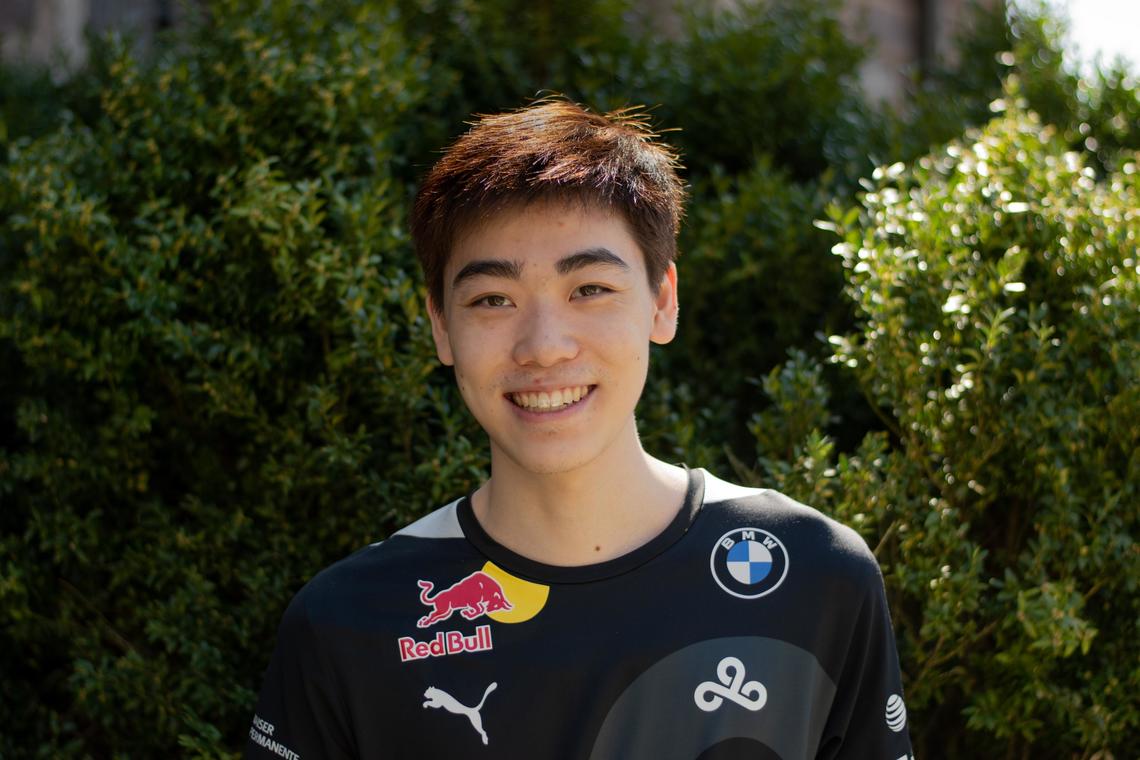 274246365_671414554058454_1701723296471064261_n.jpg This is a headshot photo of Andrew Tang ’23 outside with shrubs in the background.