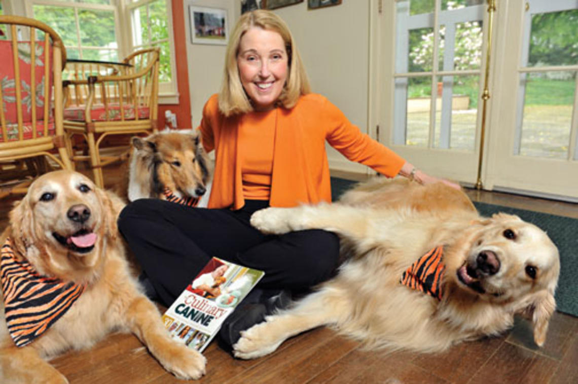 Author Kit Feldman ’78 with Phoebe, Amos, and Sam.