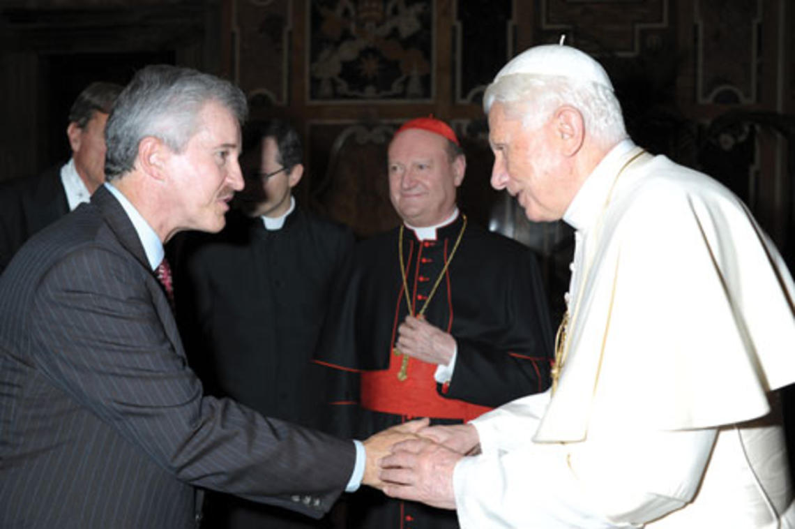 Max Gomez ’73 and Pope Benedict at a conference held at the Vatican in November.