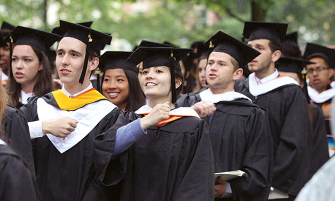 C-CommencementLede_462BKS.jpg