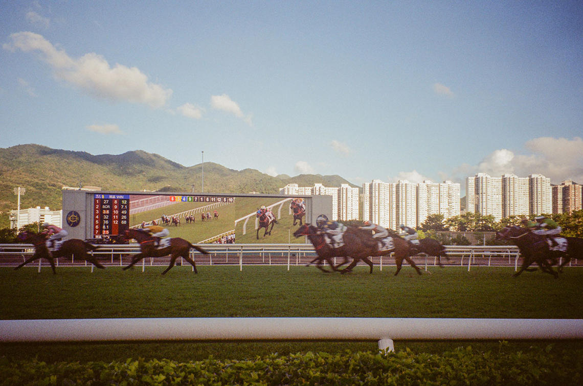 HongKongHorses.jpg HongKongHorses.jpg