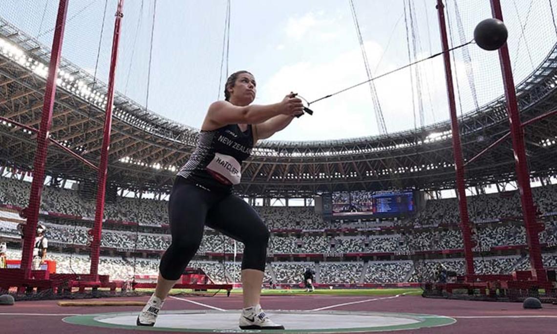 JuliaRatcliffe_hammerthrow_olympics.jpg