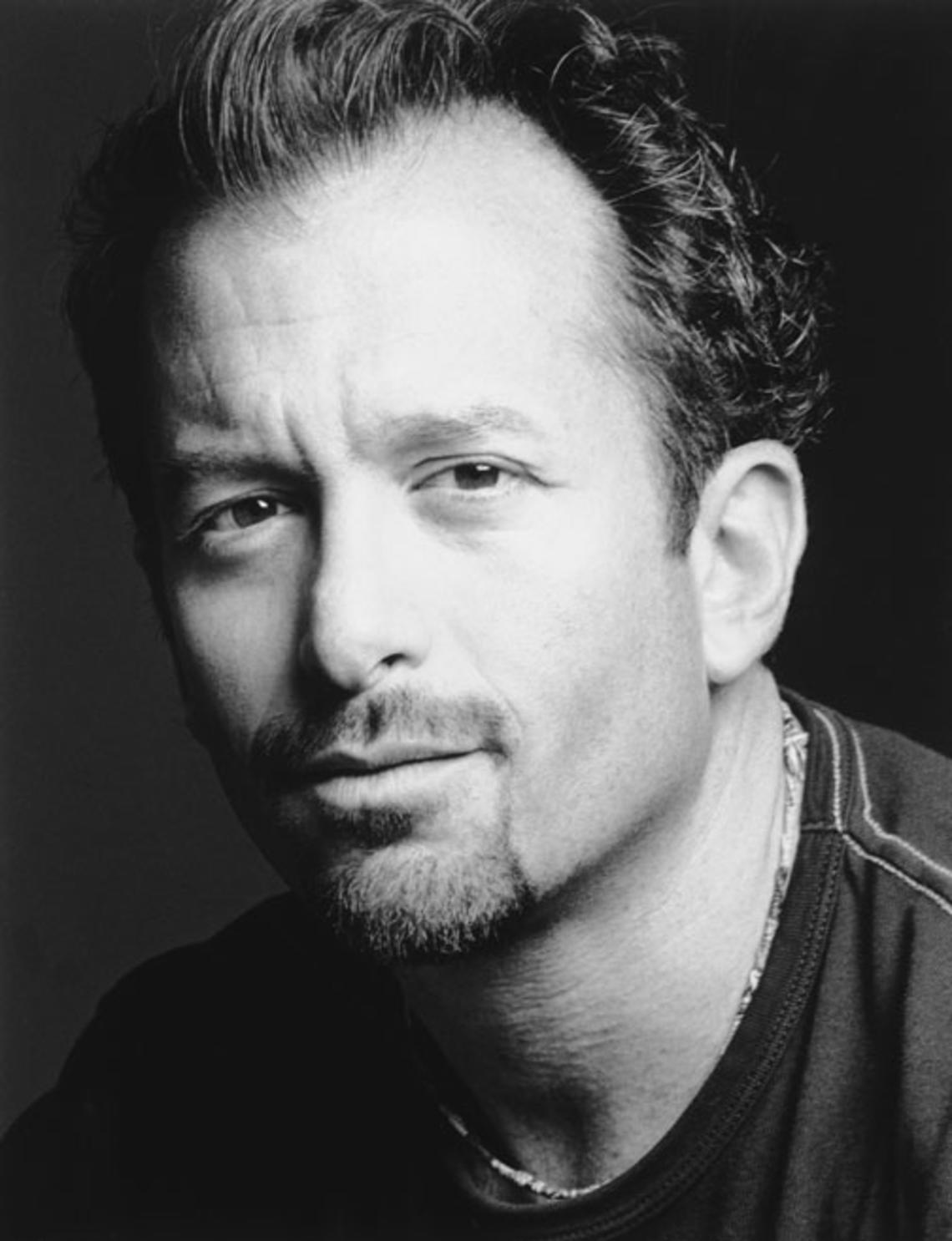 Andrew Jarecki ’85 explores tensions within a family dynasty in “All Good Things.”