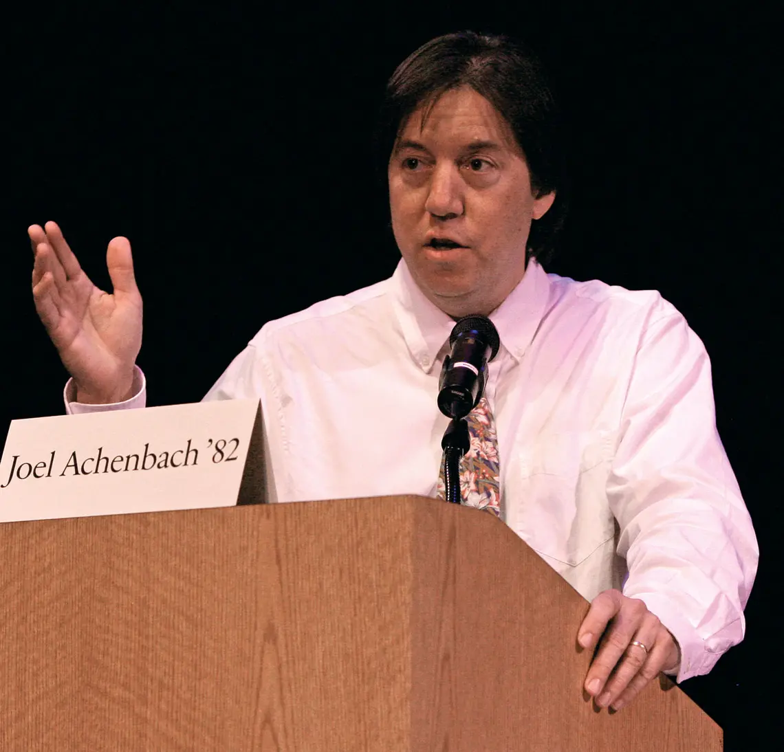 LIVE.Ed_Achenbach.jpg Washington Post writer Joel Achenbach '82 moderated PAW's Reunions panel on the presidential campaign.
