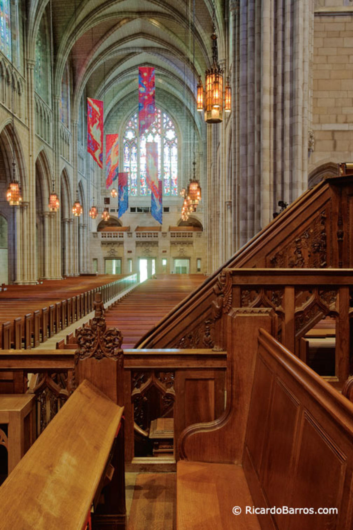LIVE.FinalScene_chapel.jpg LIVE.FinalScene_chapel.jpg