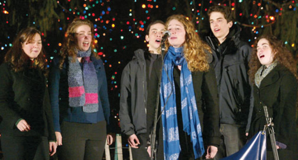LIVE.NB_Acappella8352.jpg