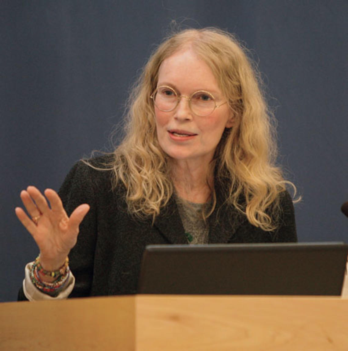 LIVE.NB_MiaFarrow.jpg