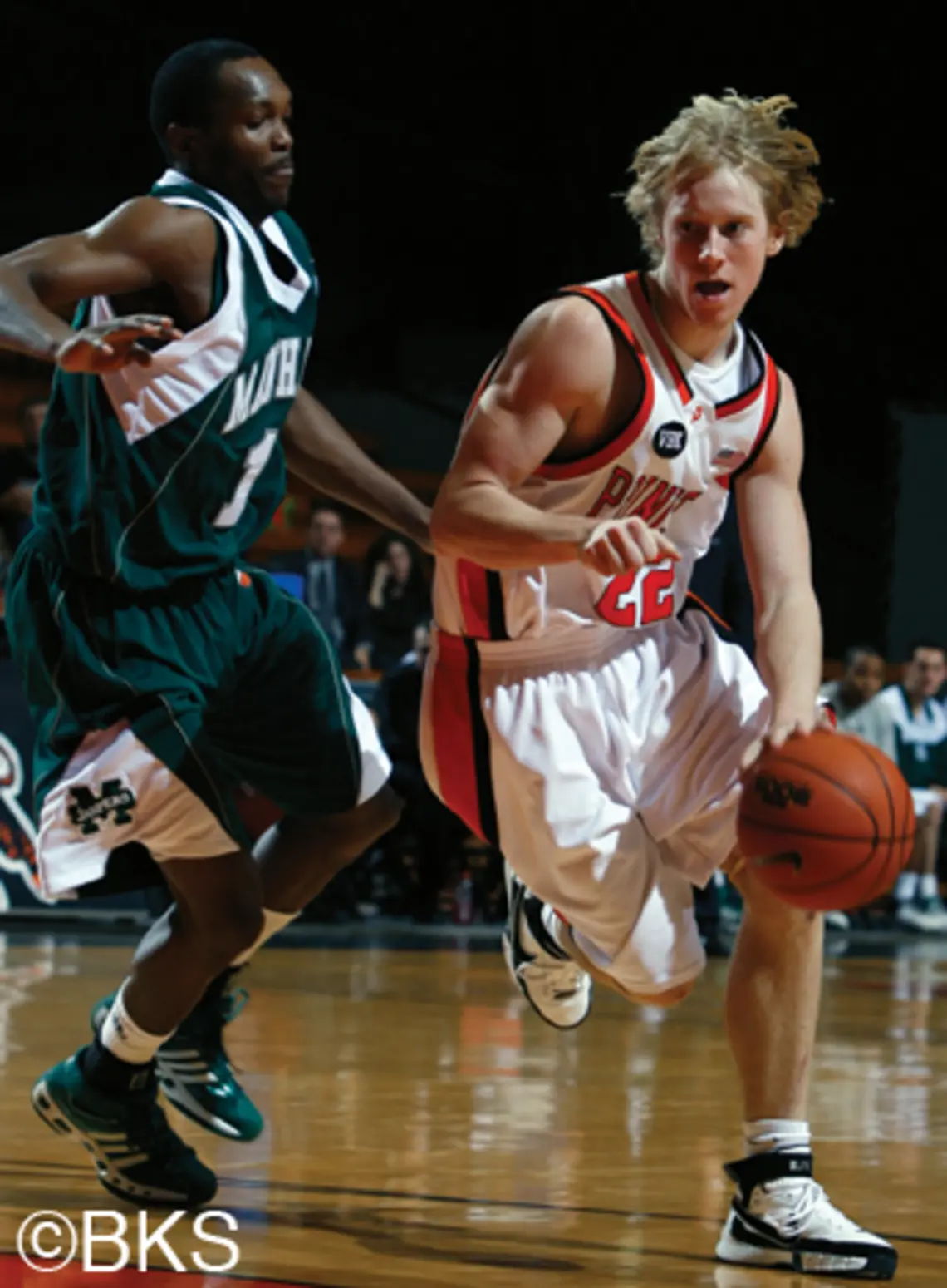 LIVE.SP_MBB.jpg Lincoln Gunn ’10