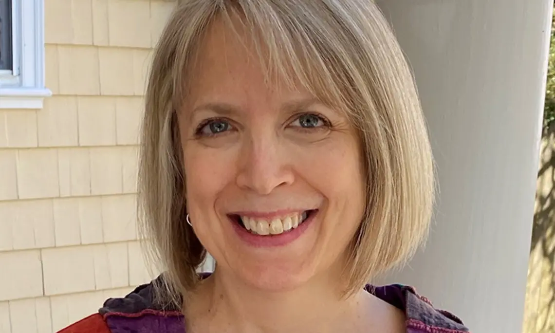 Melissa Balmain headshot.jpg